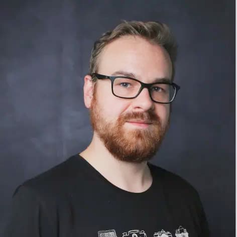 Photo of Karol Kaprusiak, Head of Design at Revolve Healthcare.